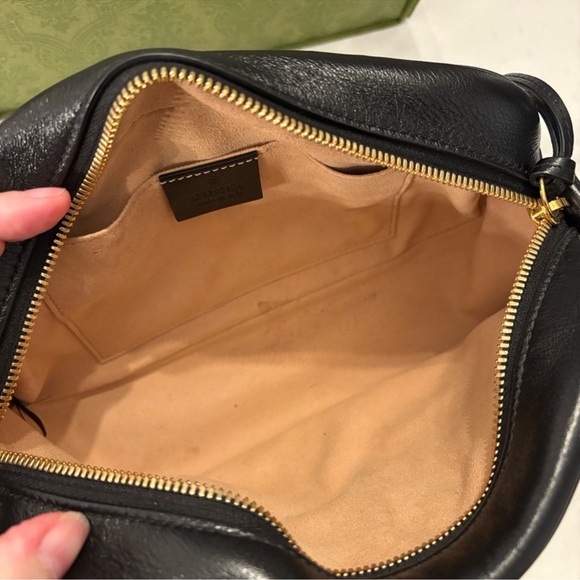 Gucci Beige and Black GG Crossbody Bag - Picture 8 of 15